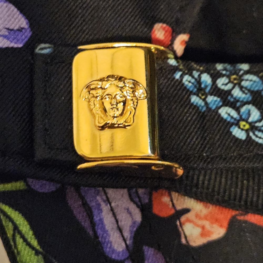 Authentic Versace Floral cap - Picture 7 of 9
